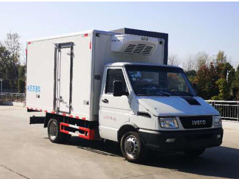 冷藏车厂家价格,依维柯冷藏车,鲜奶运输车,保温车